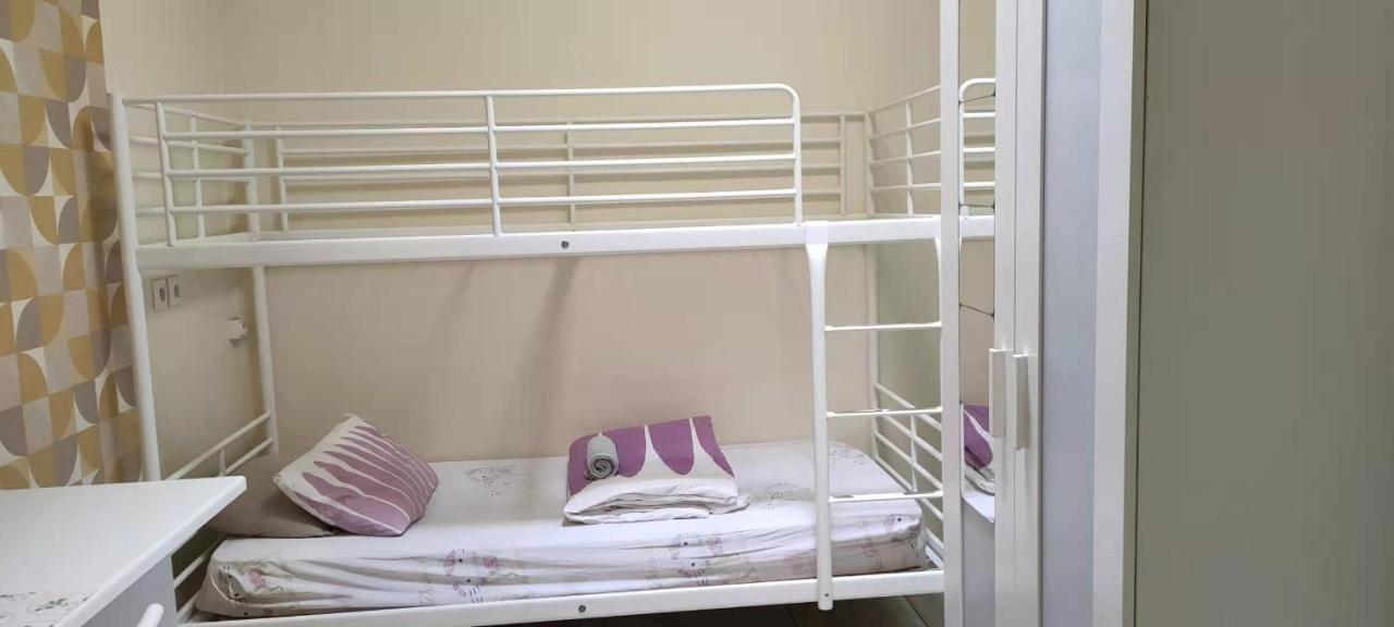 Fleur De Ostello Parigi