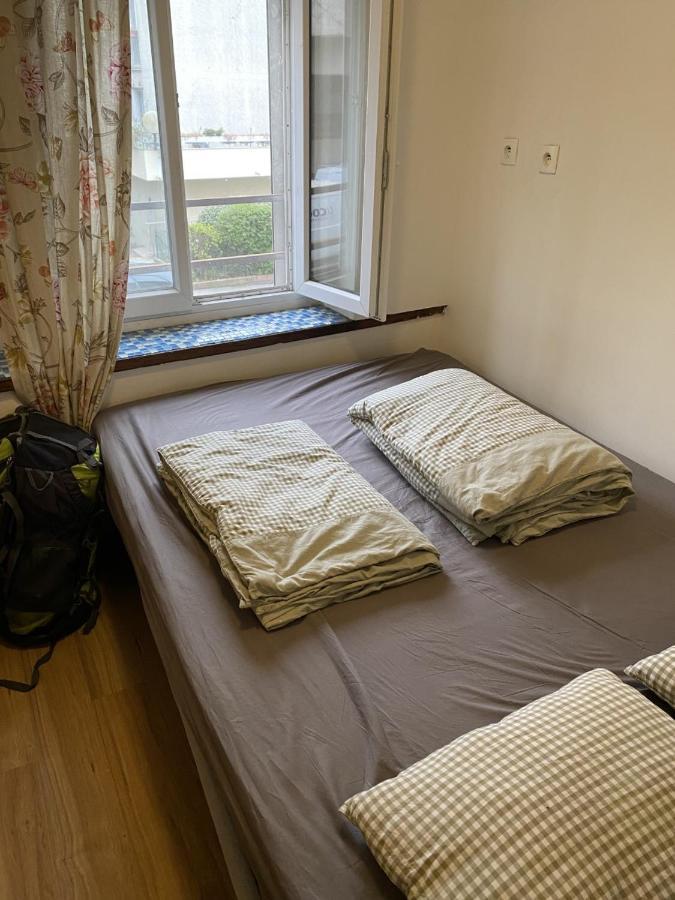 Fleur De Ostello Parigi